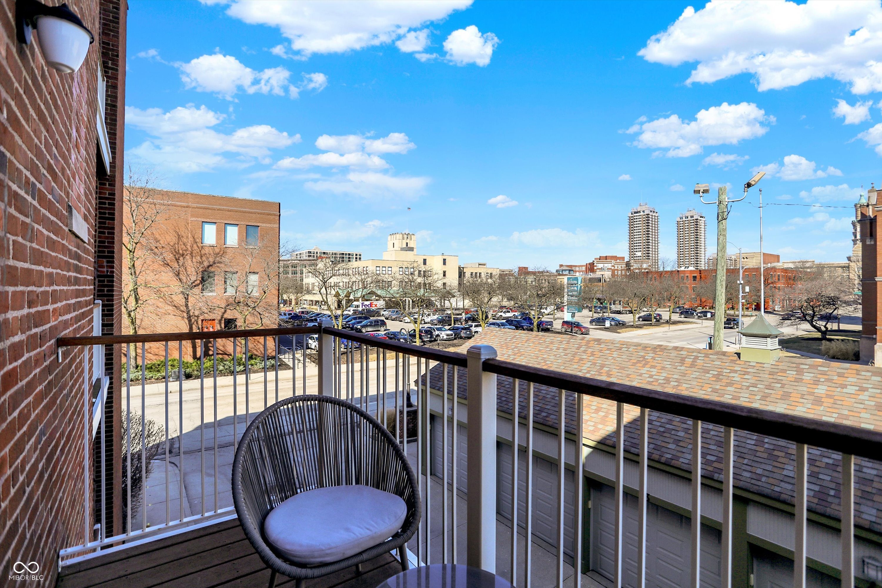 402 E New York Street Unit: 302