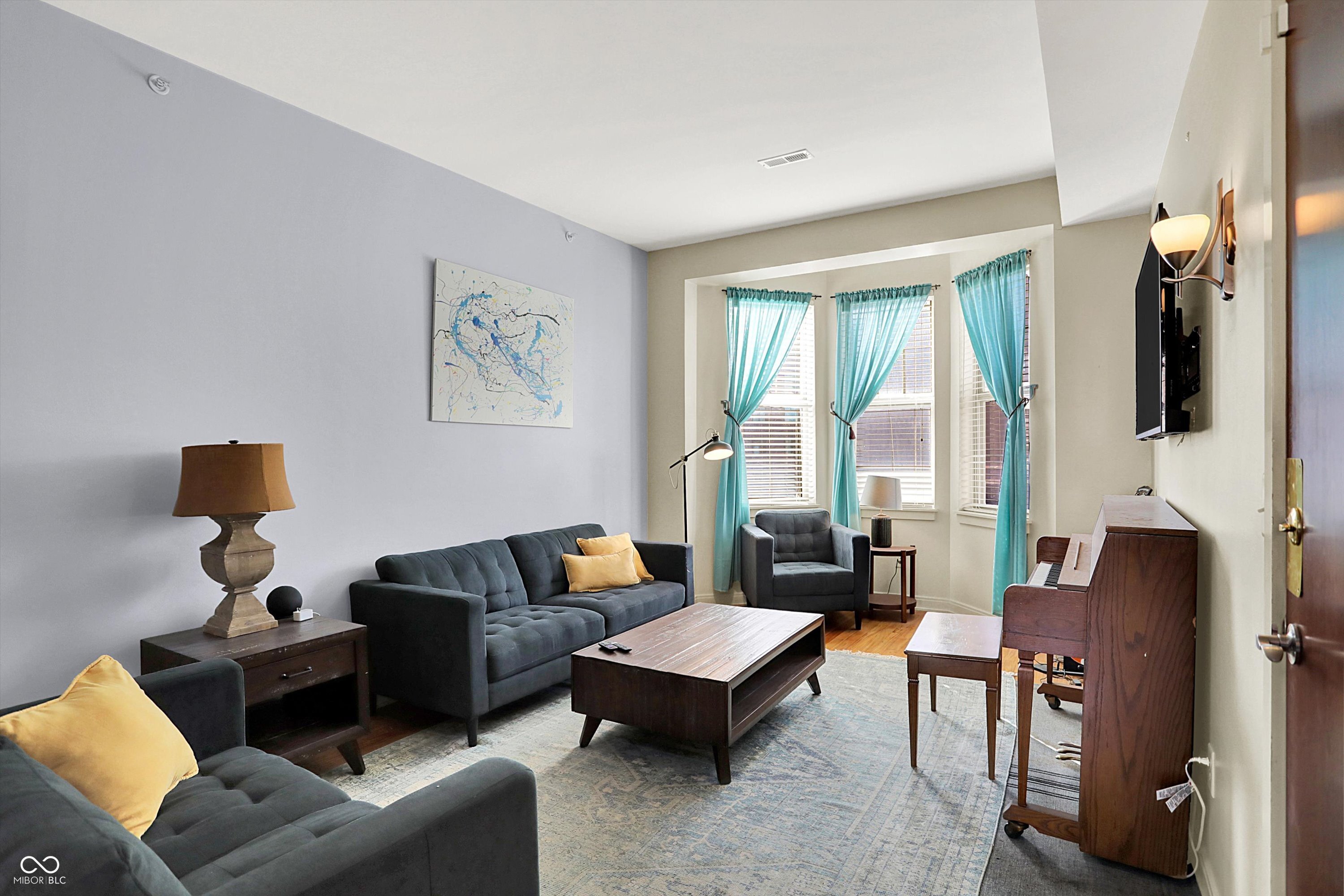 402 E New York Street Unit: 302