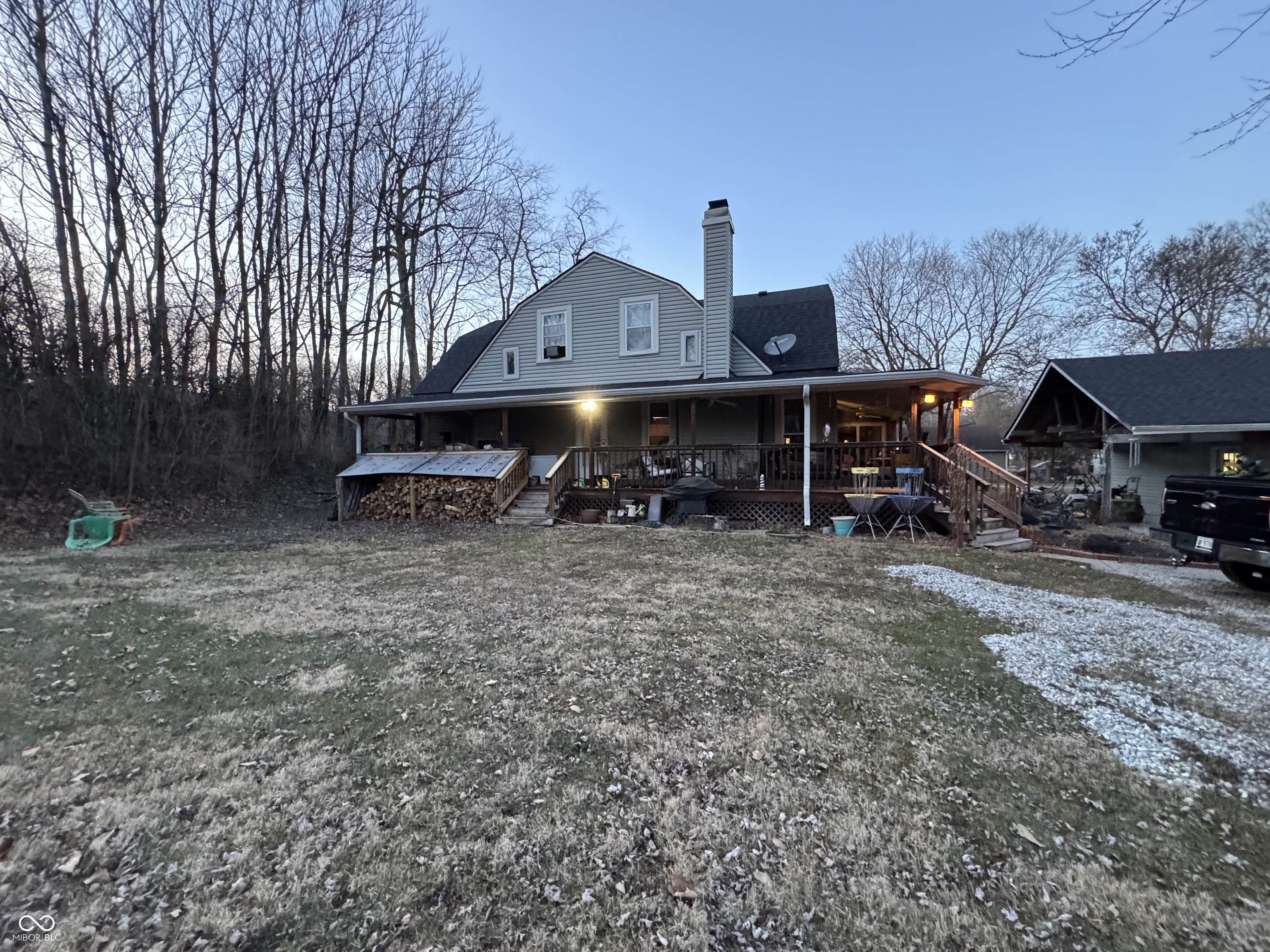 5202 Riverview Drive
