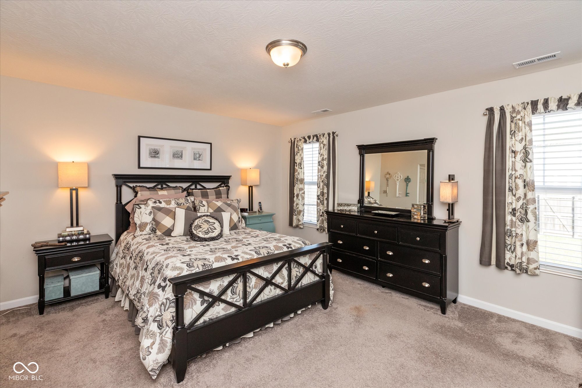 6400 Woodland Lane