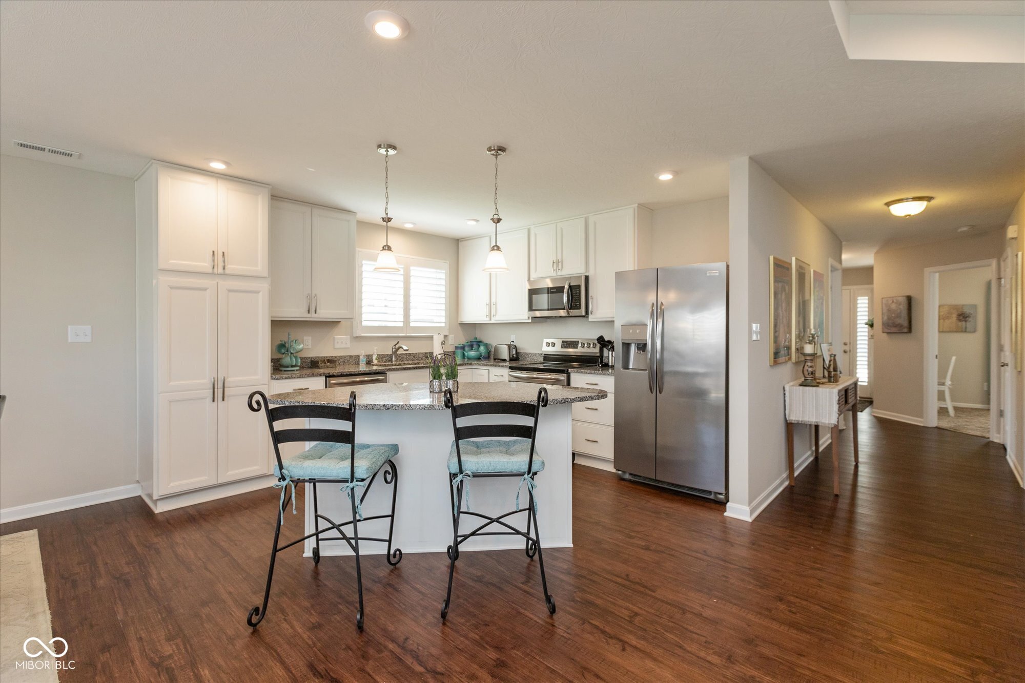 6400 Woodland Lane