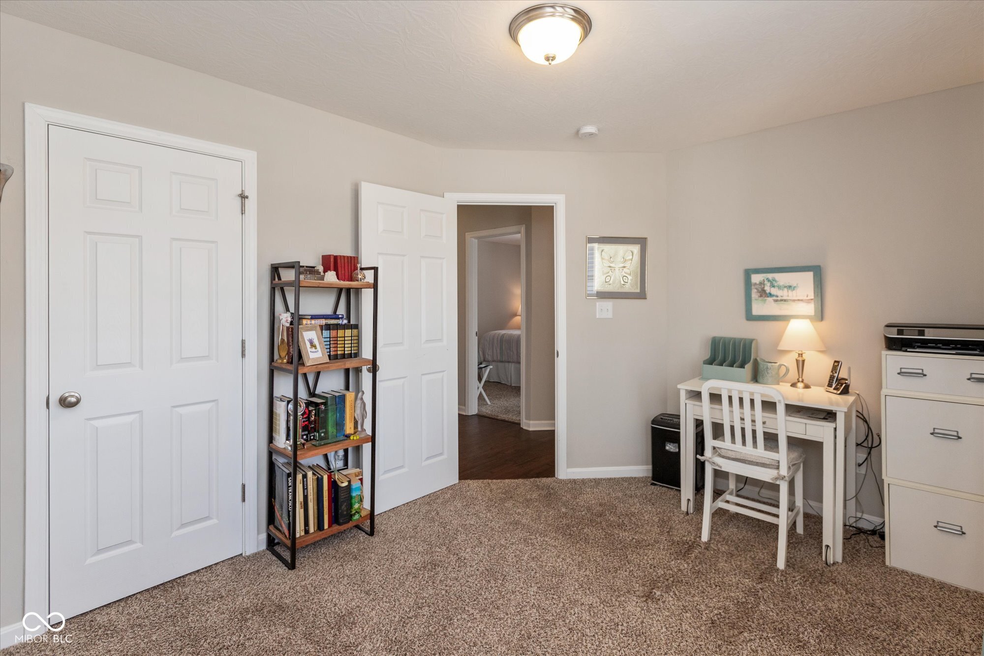 6400 Woodland Lane