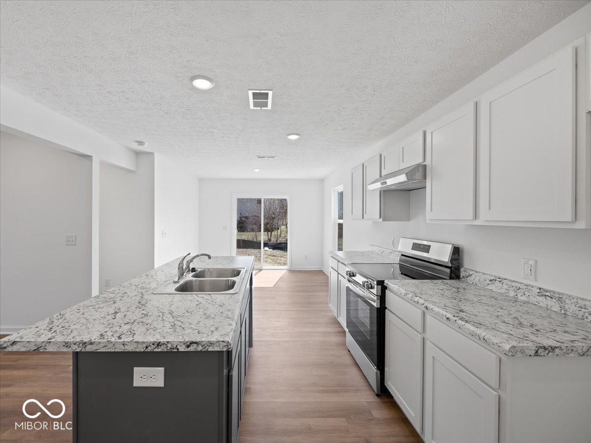 1033 Fuller Lane