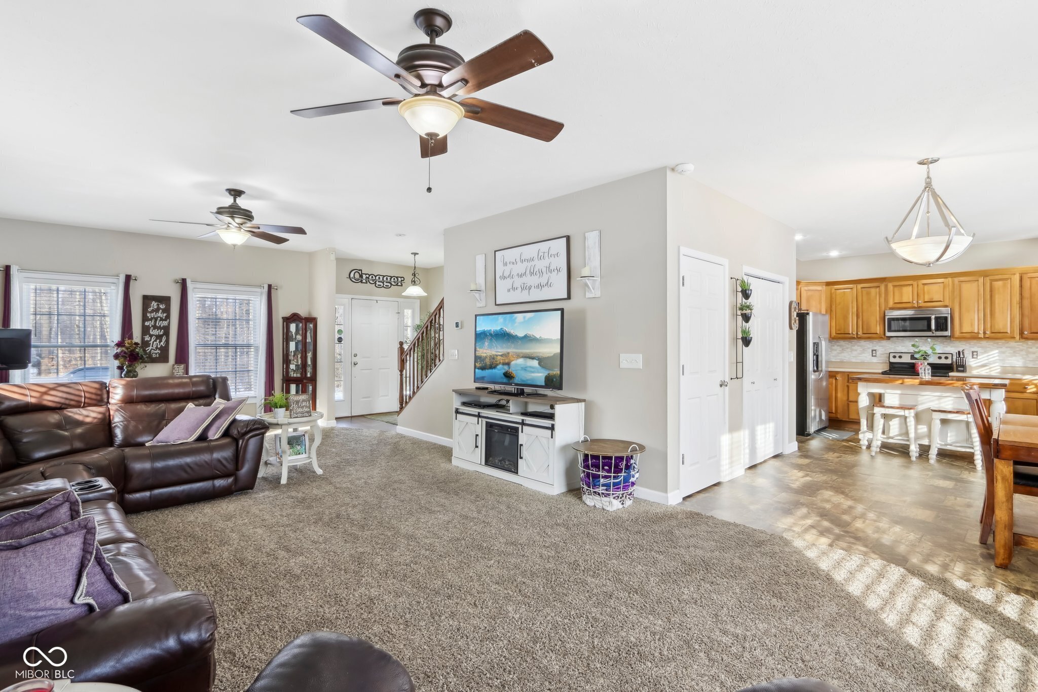 5390 S Maple Drive
