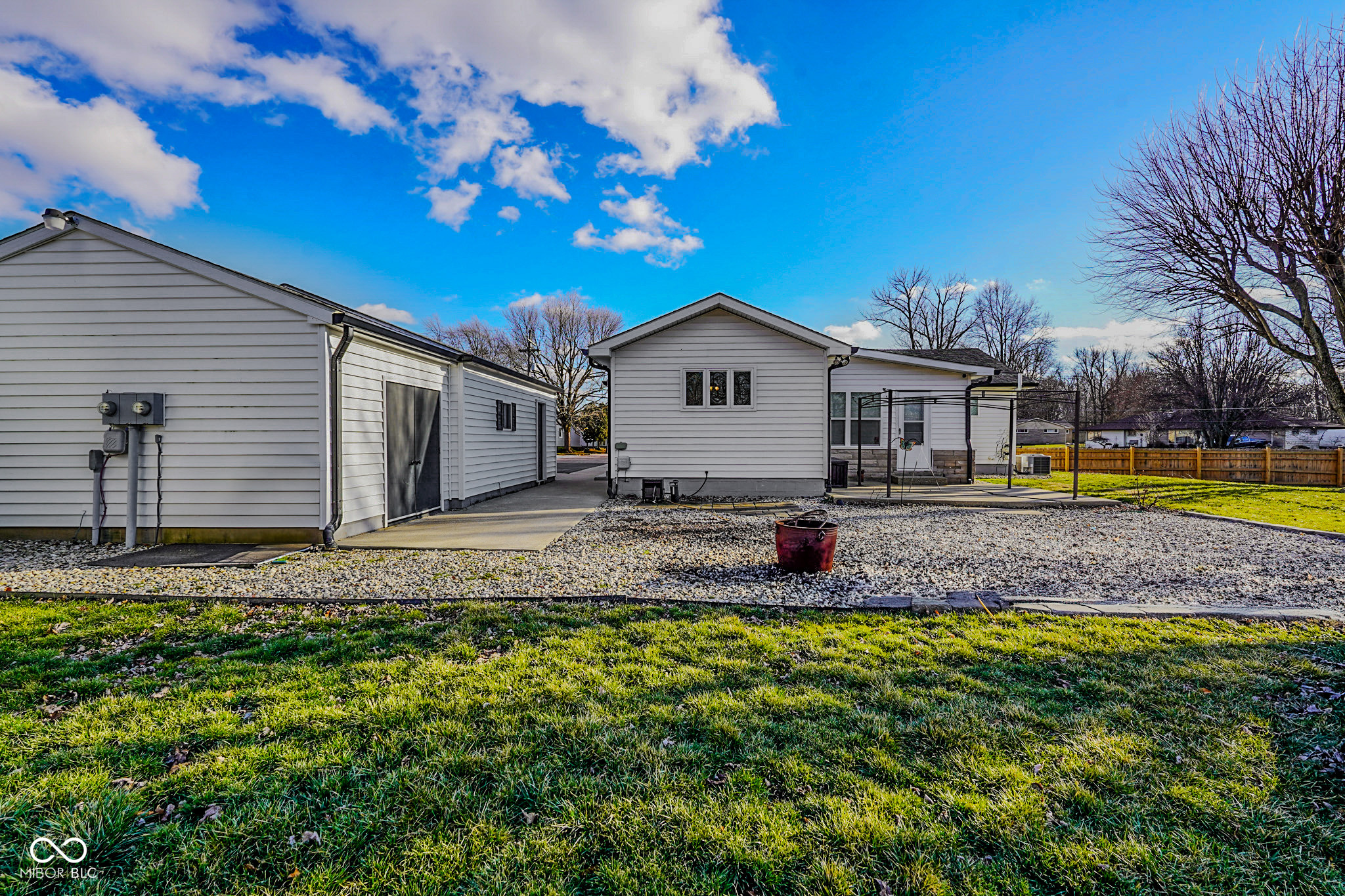 194 W Hunt Road