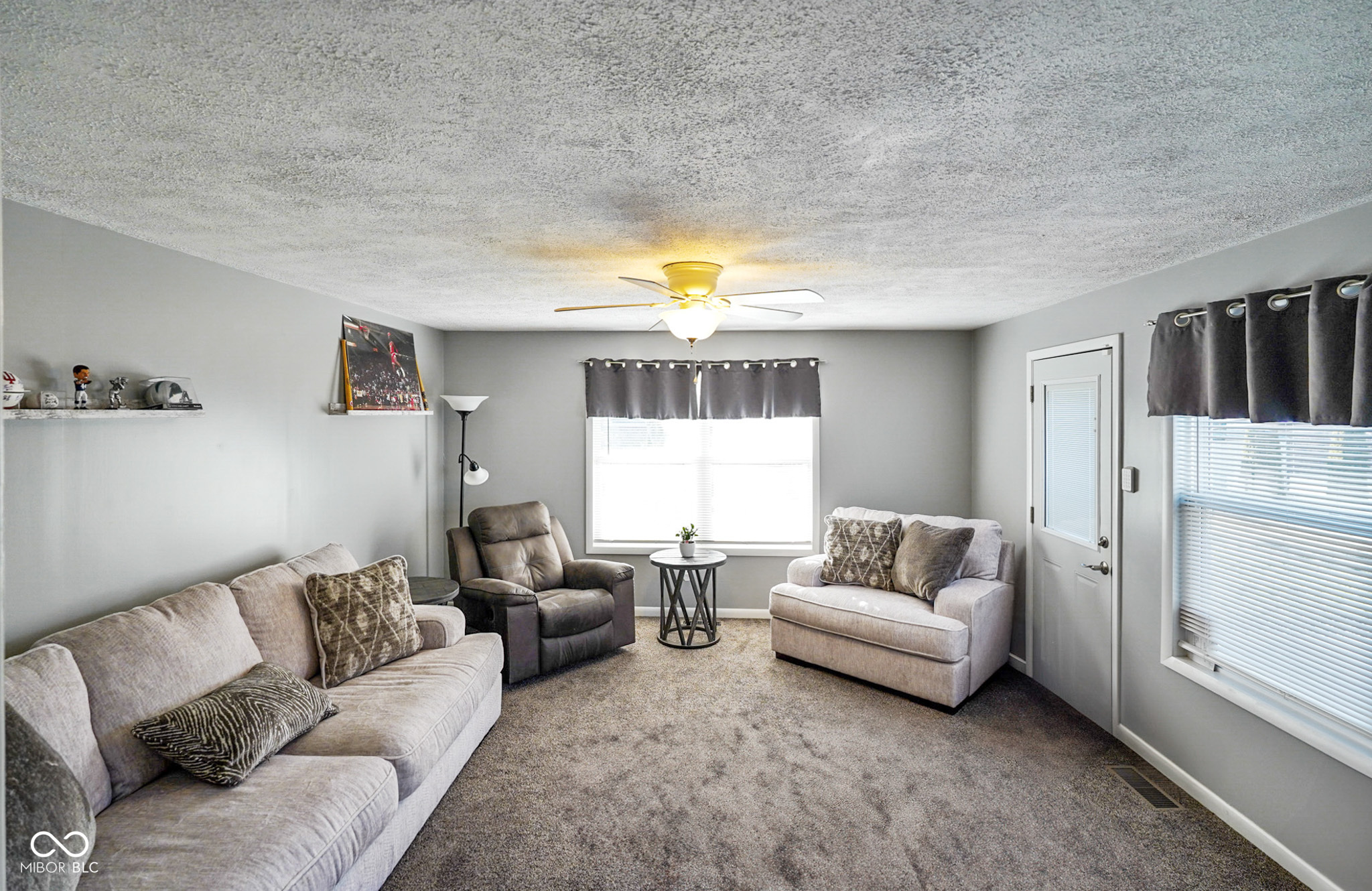 194 W Hunt Road