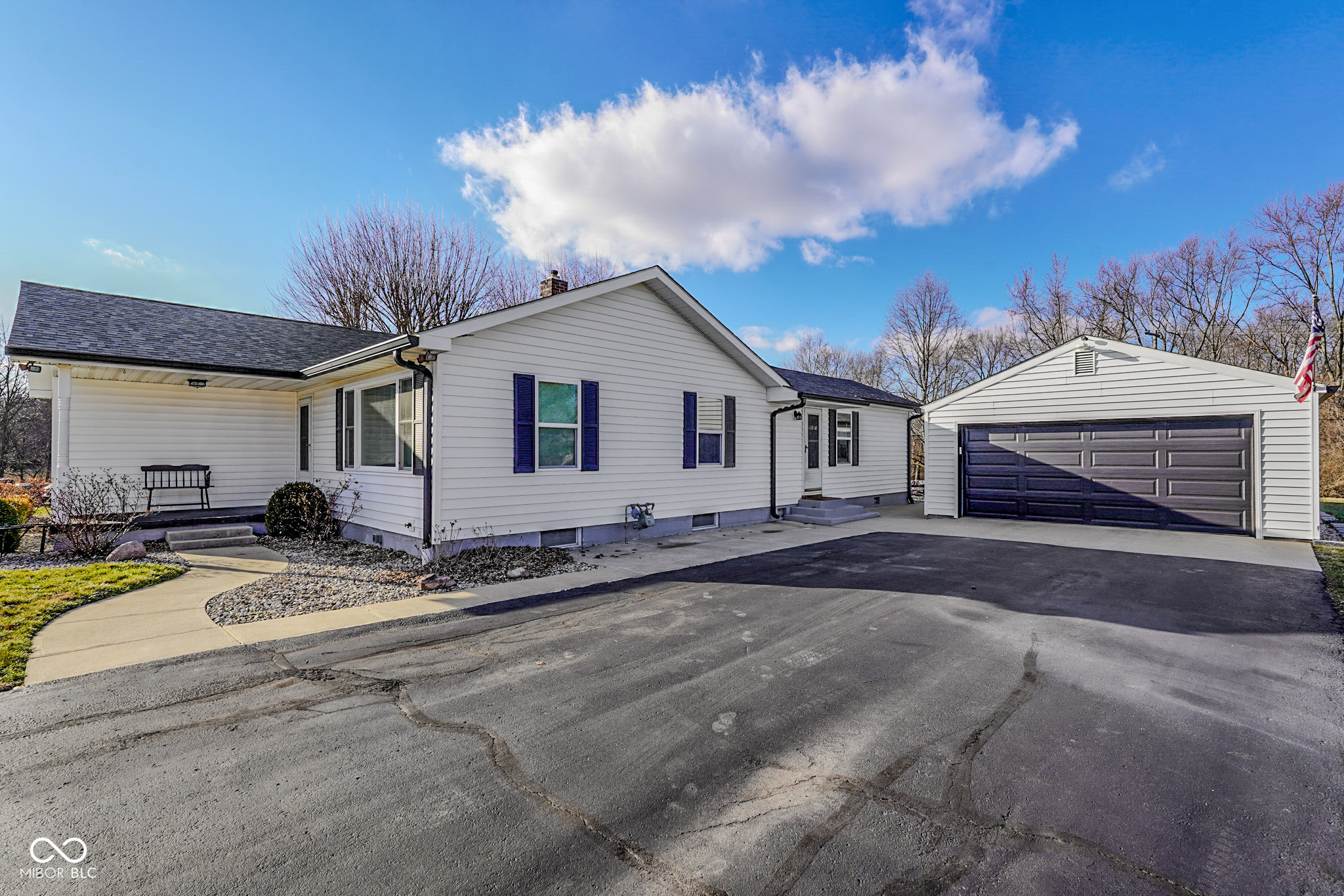 194 W Hunt Road