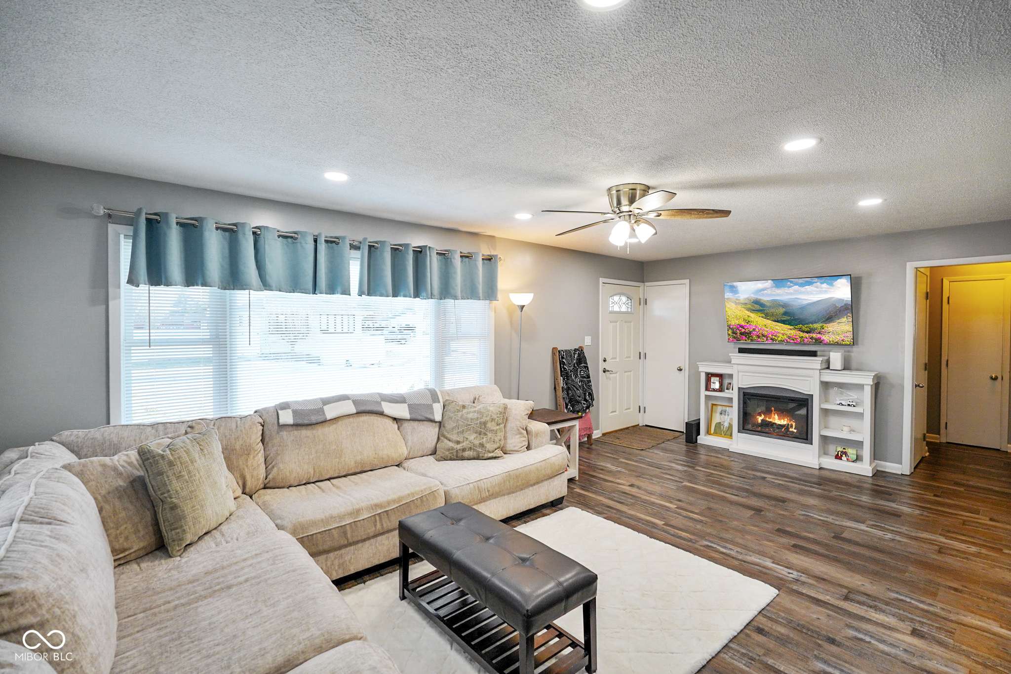 194 W Hunt Road