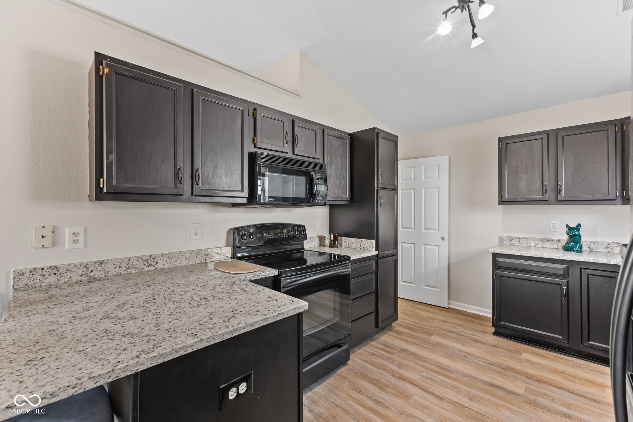 17309 Pine Wood Lane