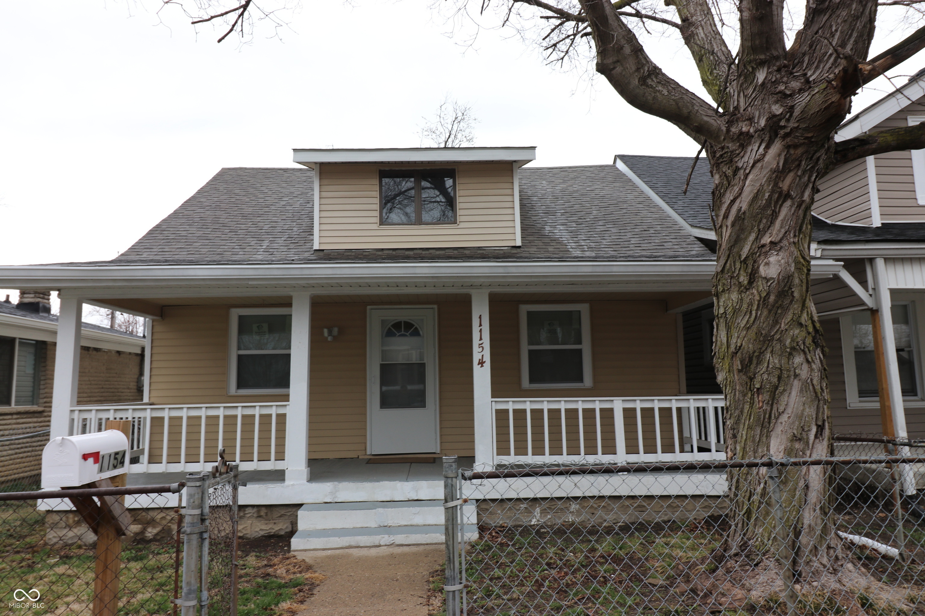 1154 Bacon Street