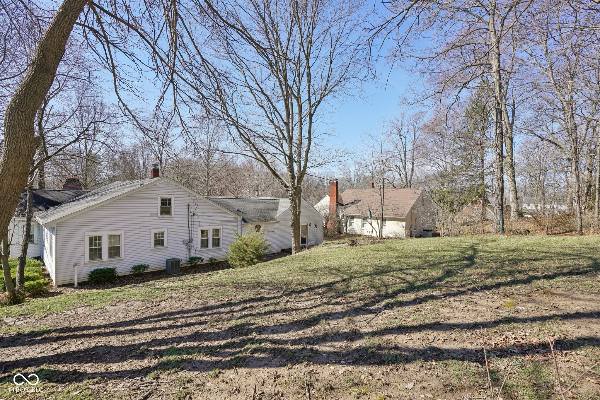1124 Woodlawn Drive