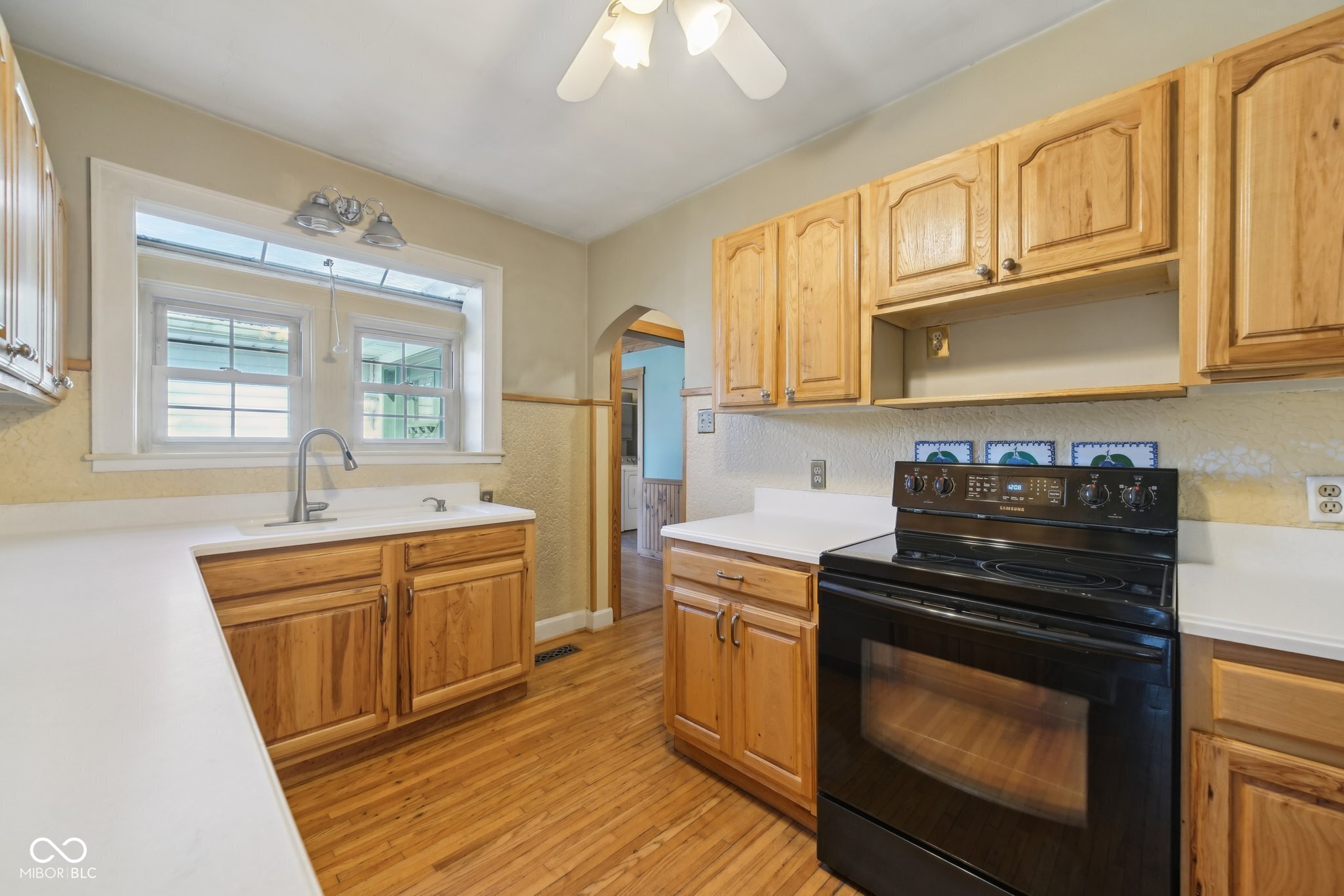 1124 Woodlawn Drive