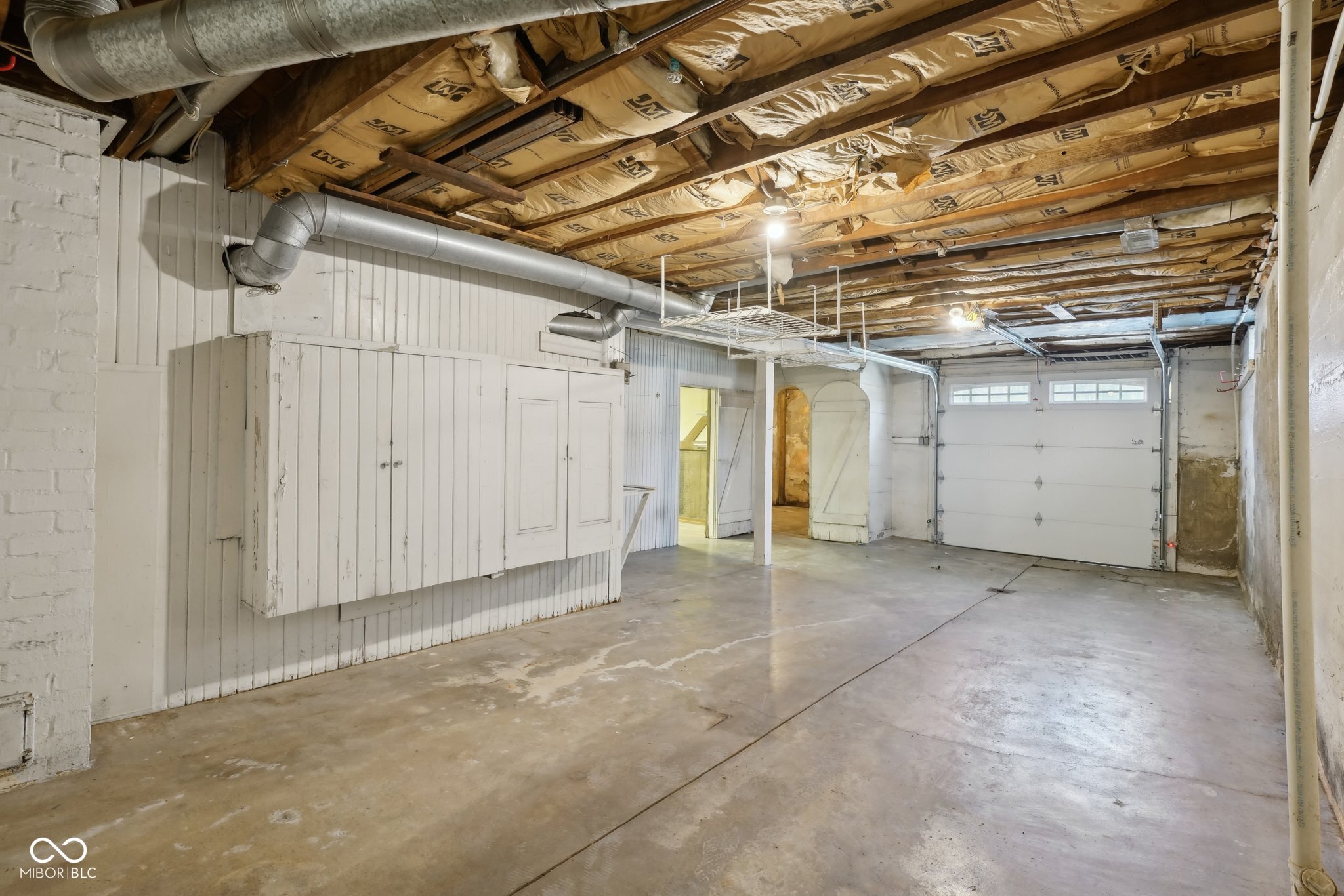 1124 Woodlawn Drive