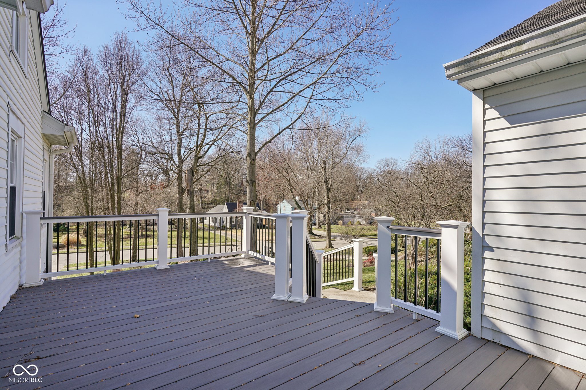 1124 Woodlawn Drive