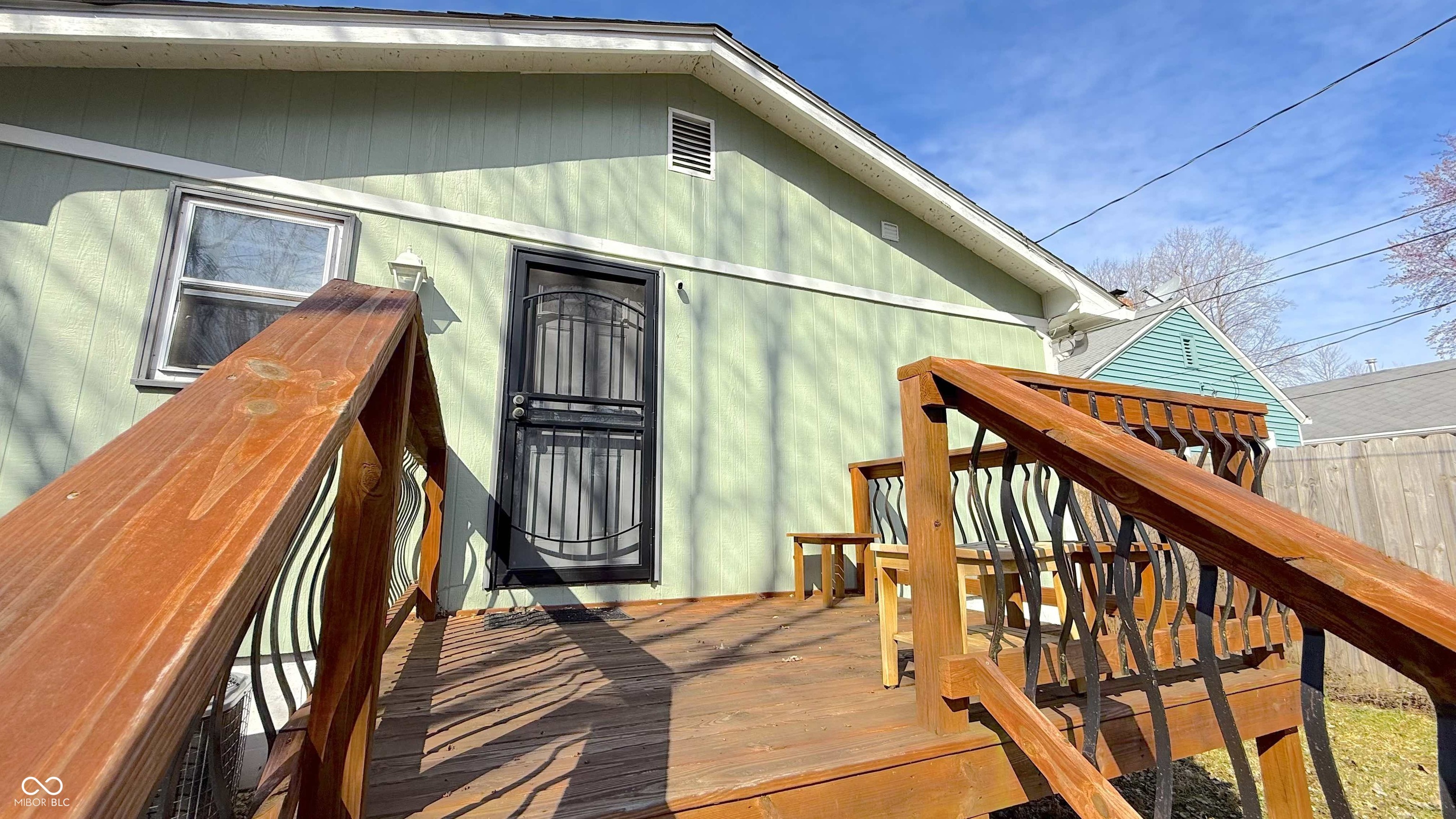 4929 Kingsley Drive
