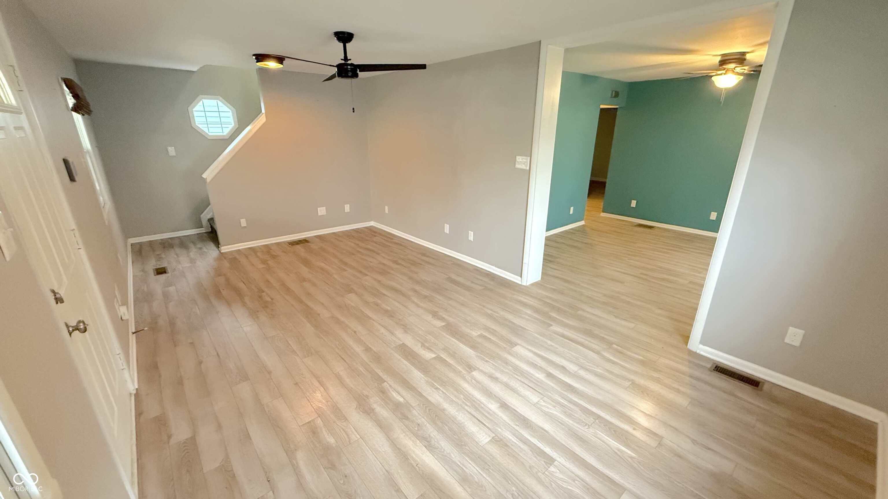 4929 Kingsley Drive
