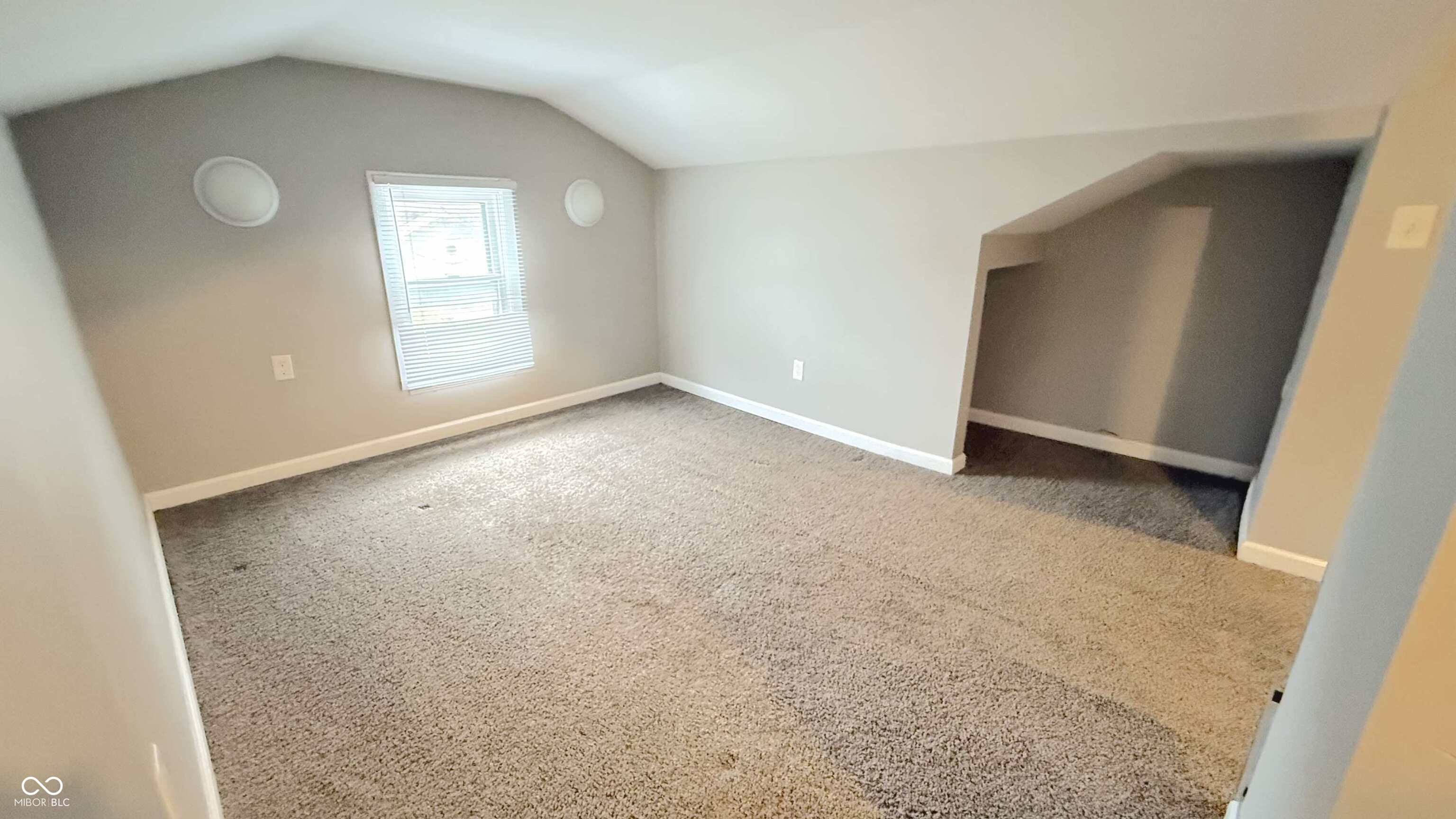 4929 Kingsley Drive