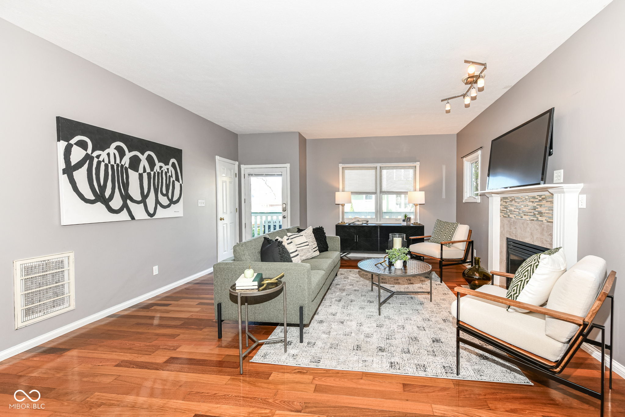 455 S Pine Street Unit: 1a
