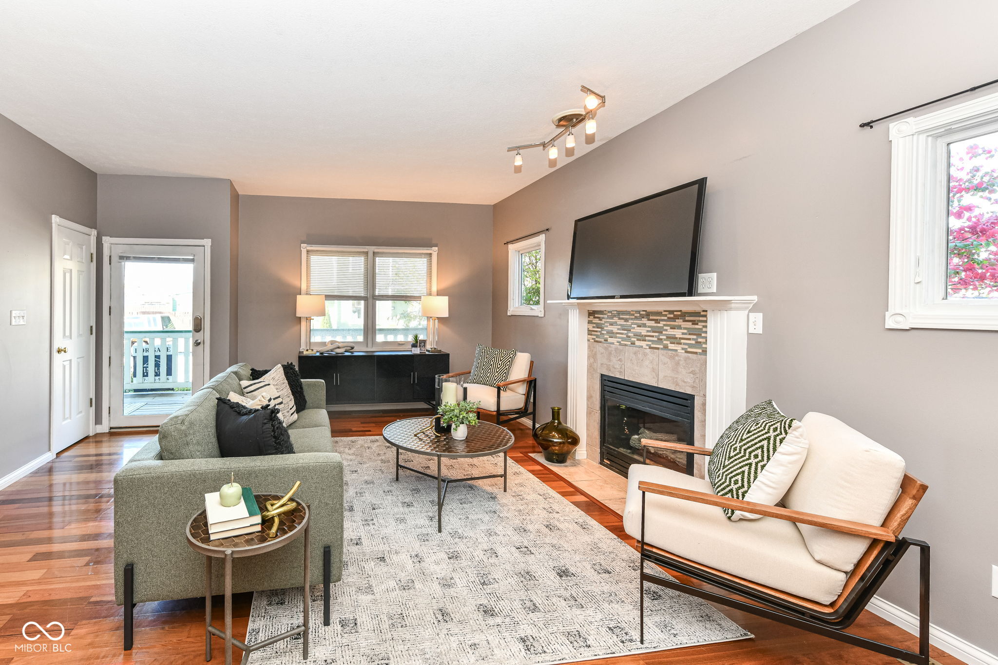 455 S Pine Street Unit: 1a