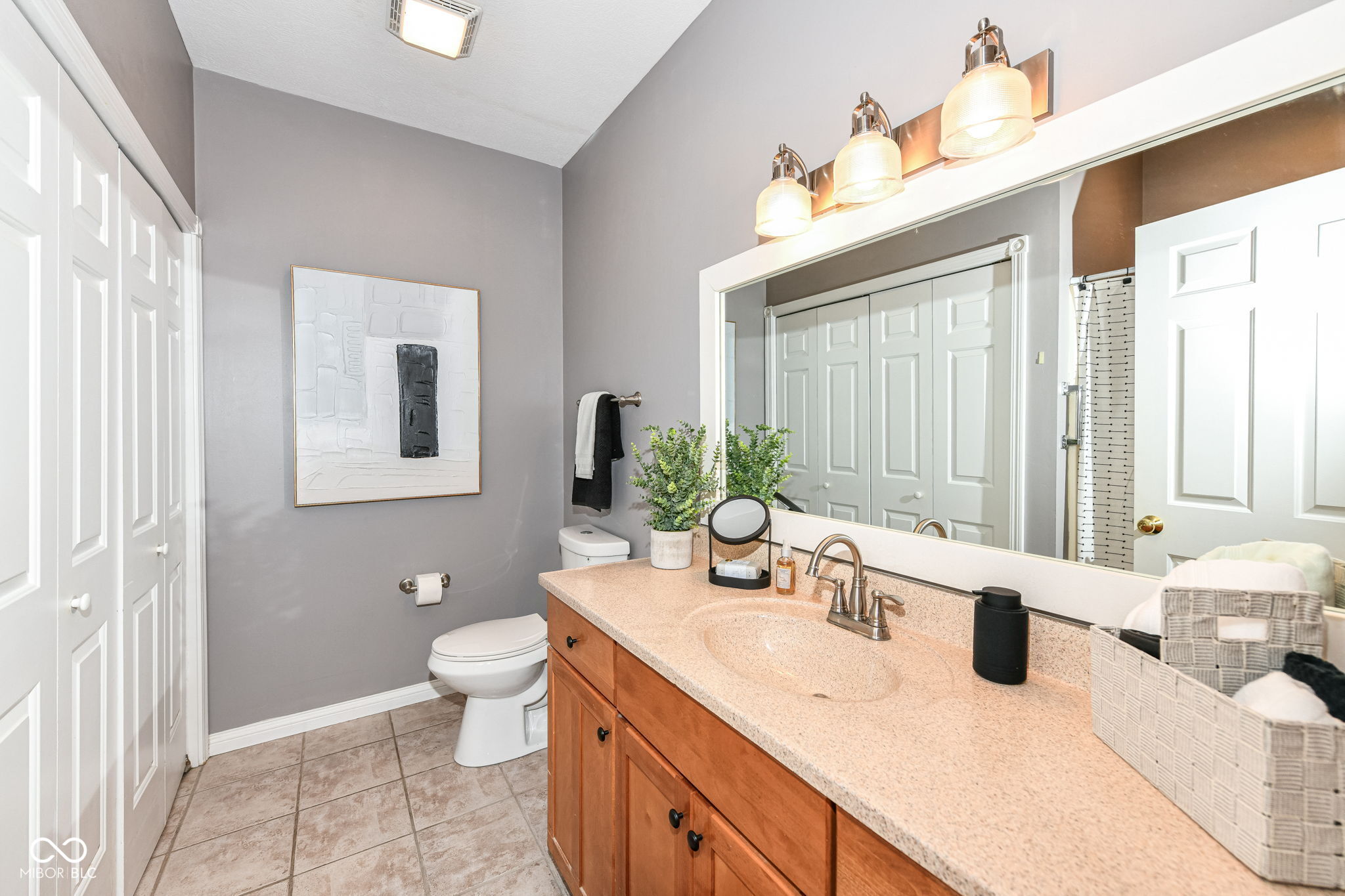 455 S Pine Street Unit: 1a