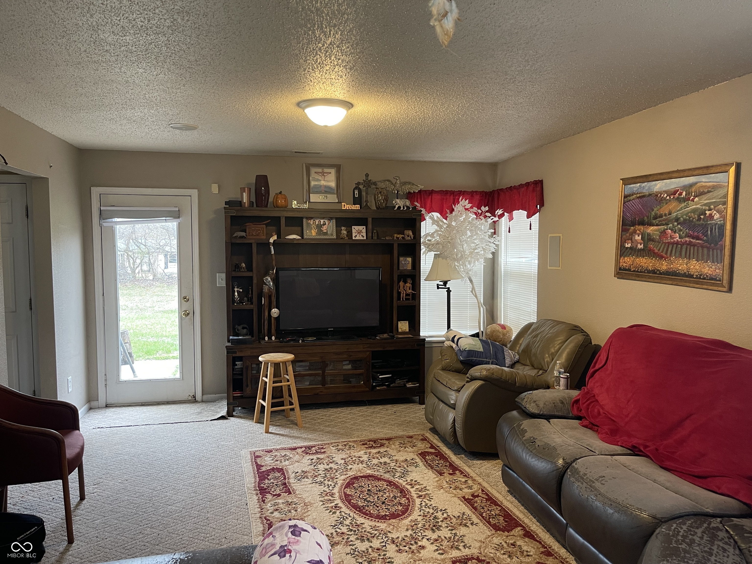 8033 Lake Tree Circle