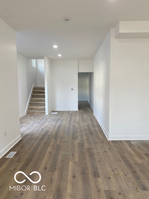 1220 W 30th Street