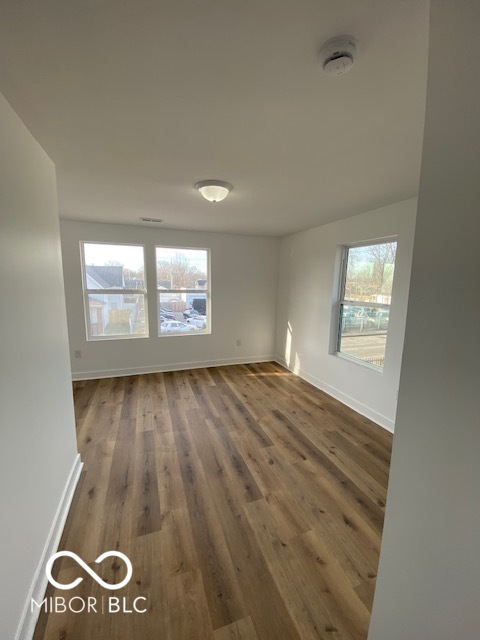 1220 W 30th Street