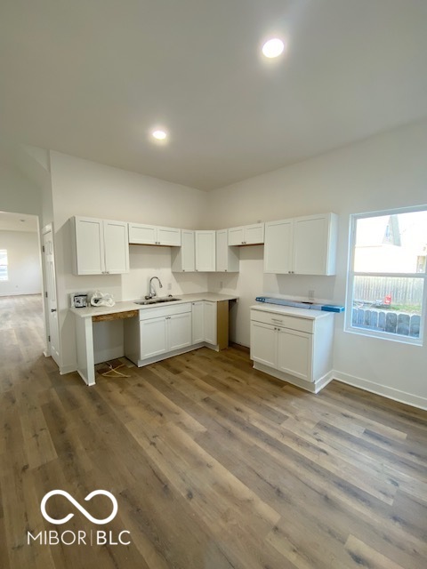 1220 W 30th Street