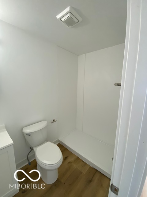 1220 W 30th Street