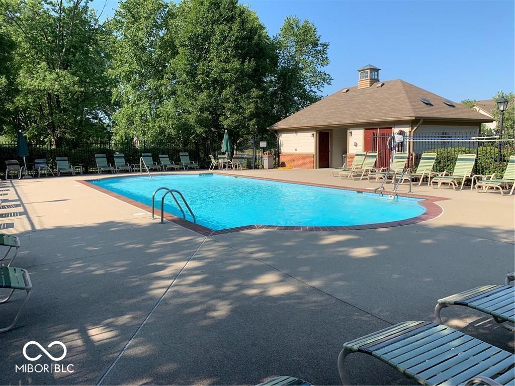 8920 Hunters Creek Drive Unit: 101