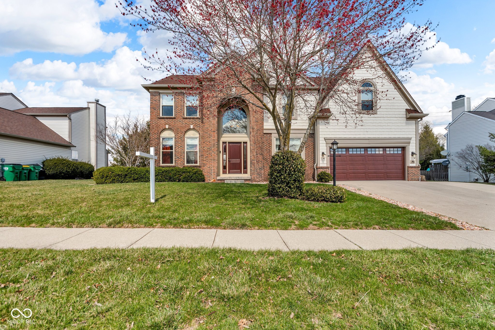 250 W Tansey Crossing