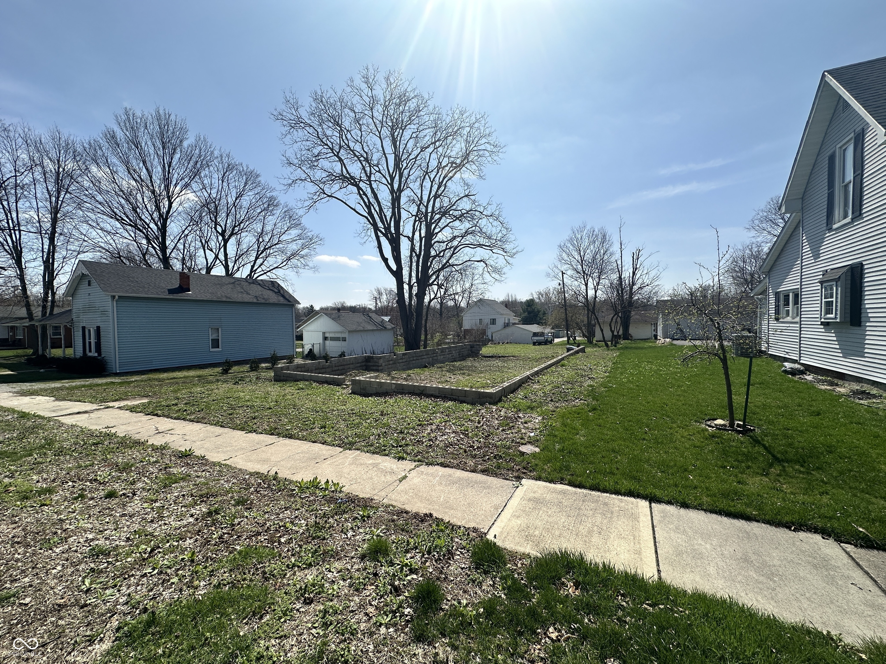 309 W Taylor Street