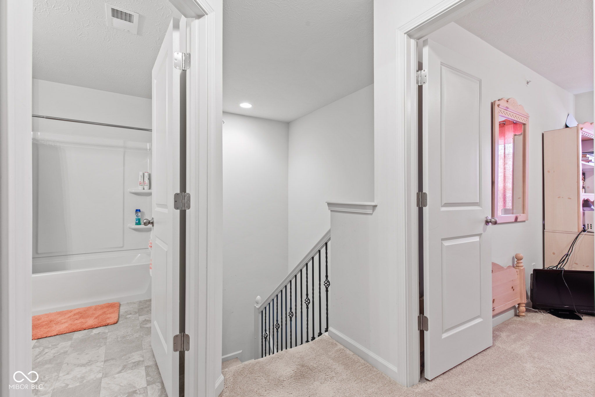 12035 Zircon Lane Unit: 400