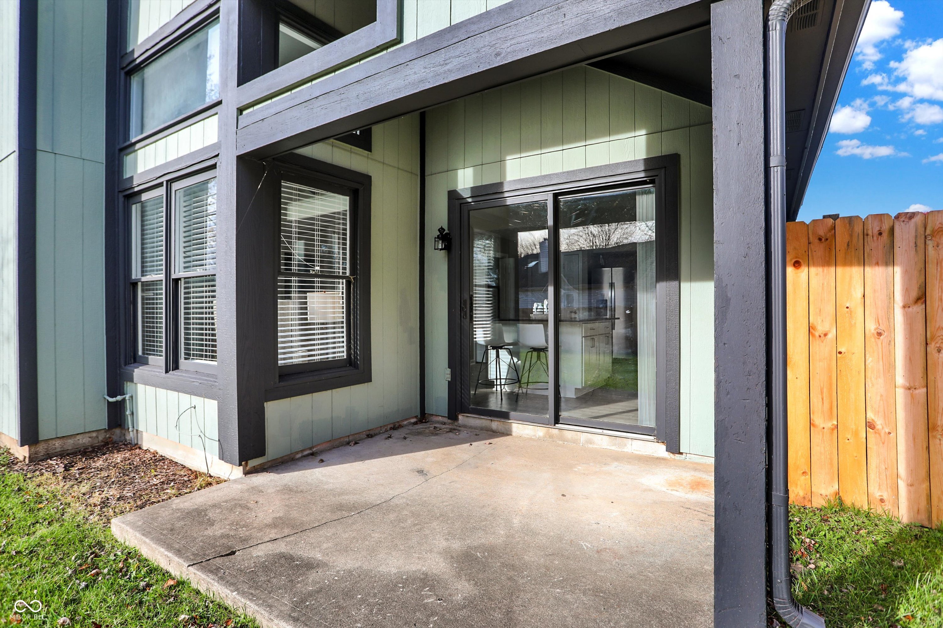 8807 Wintergreen Way