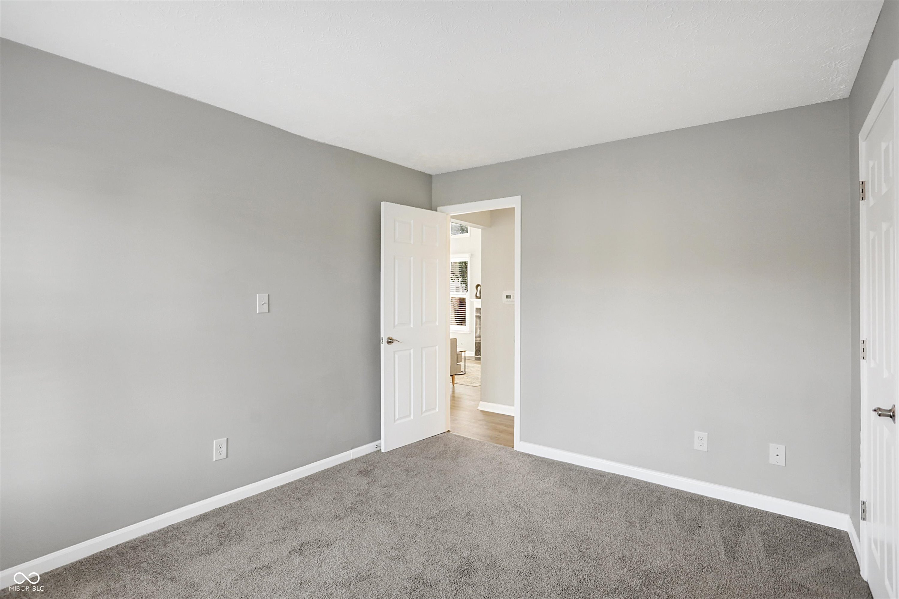 8807 Wintergreen Way