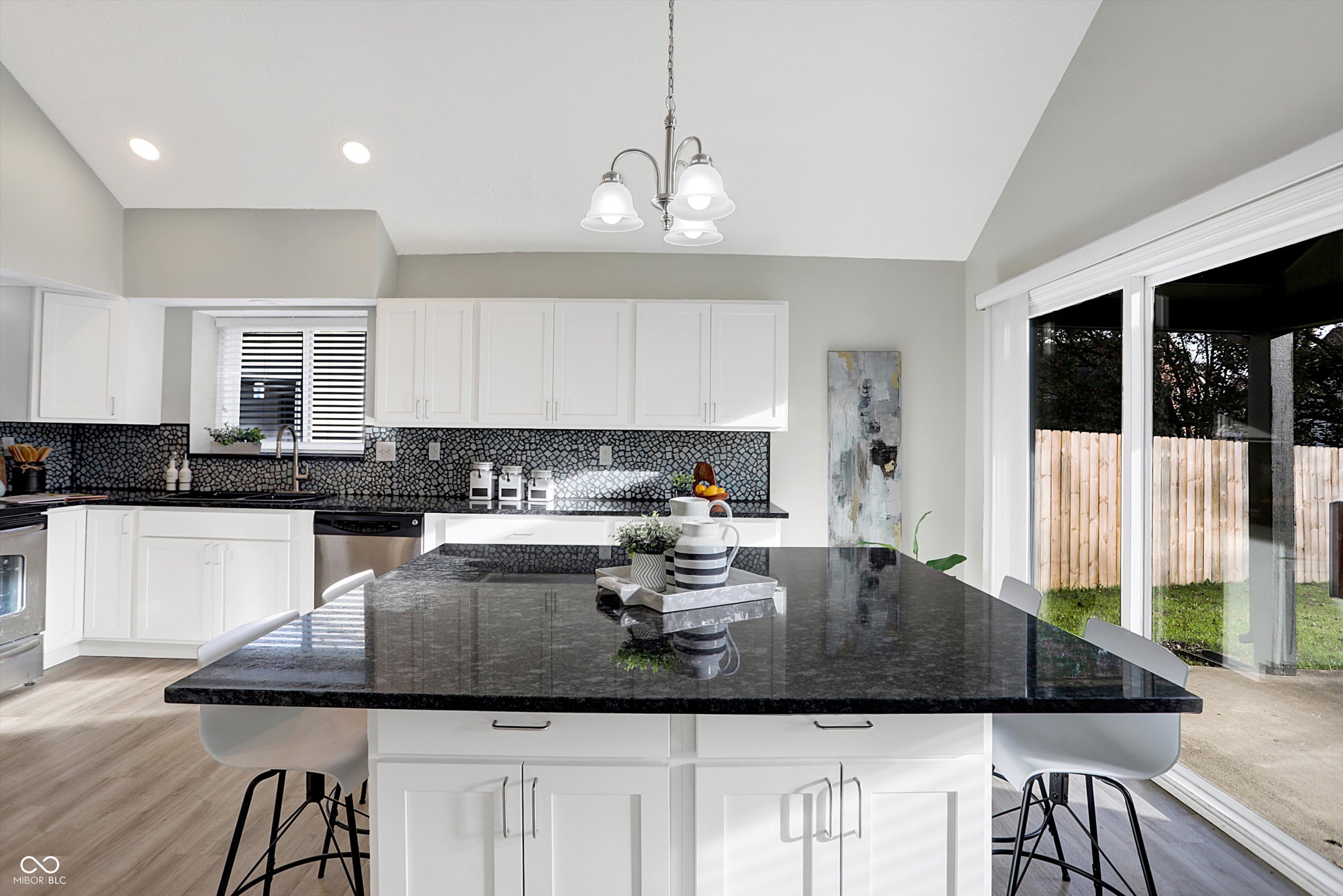 8807 Wintergreen Way