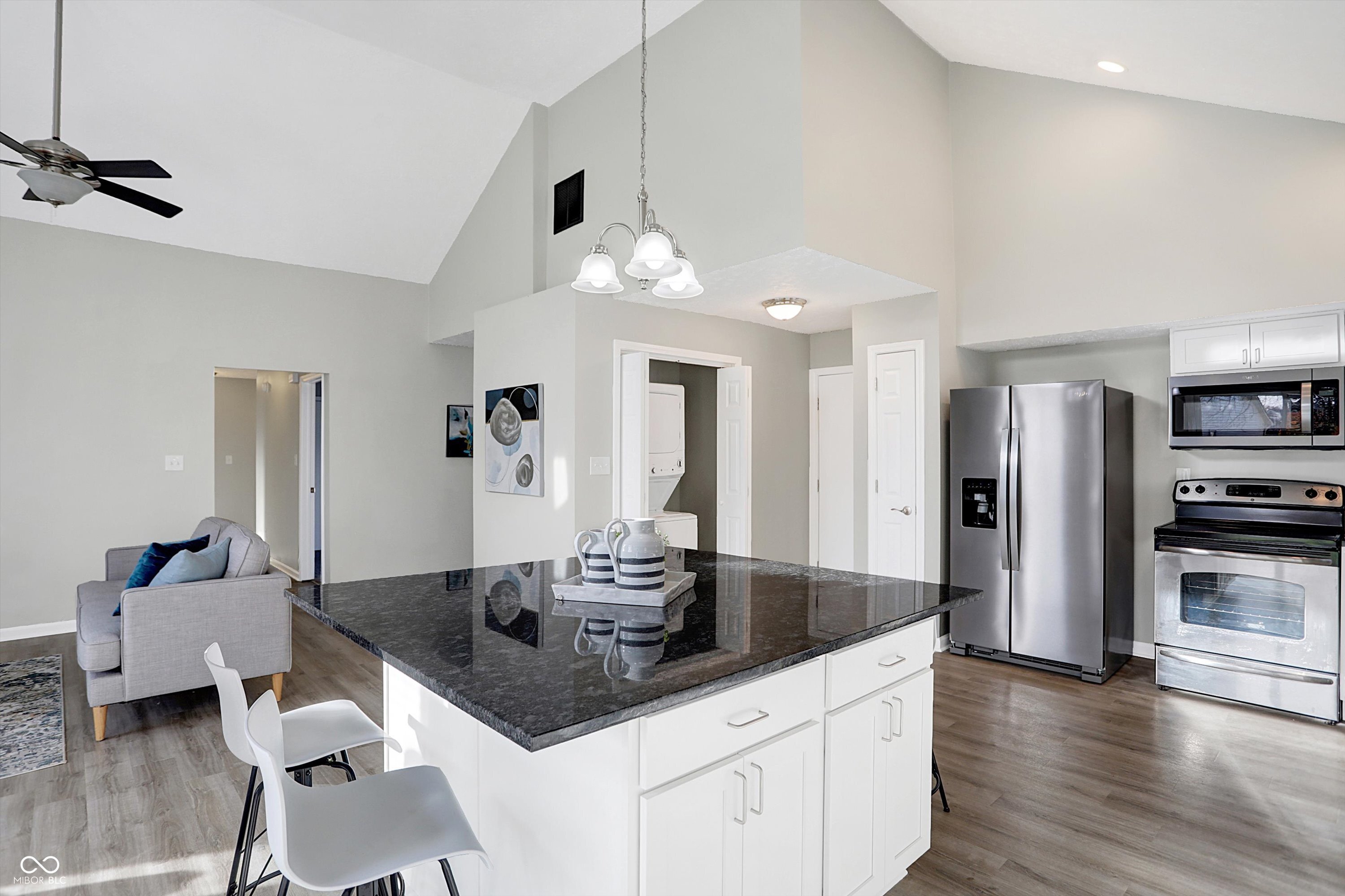 8807 Wintergreen Way