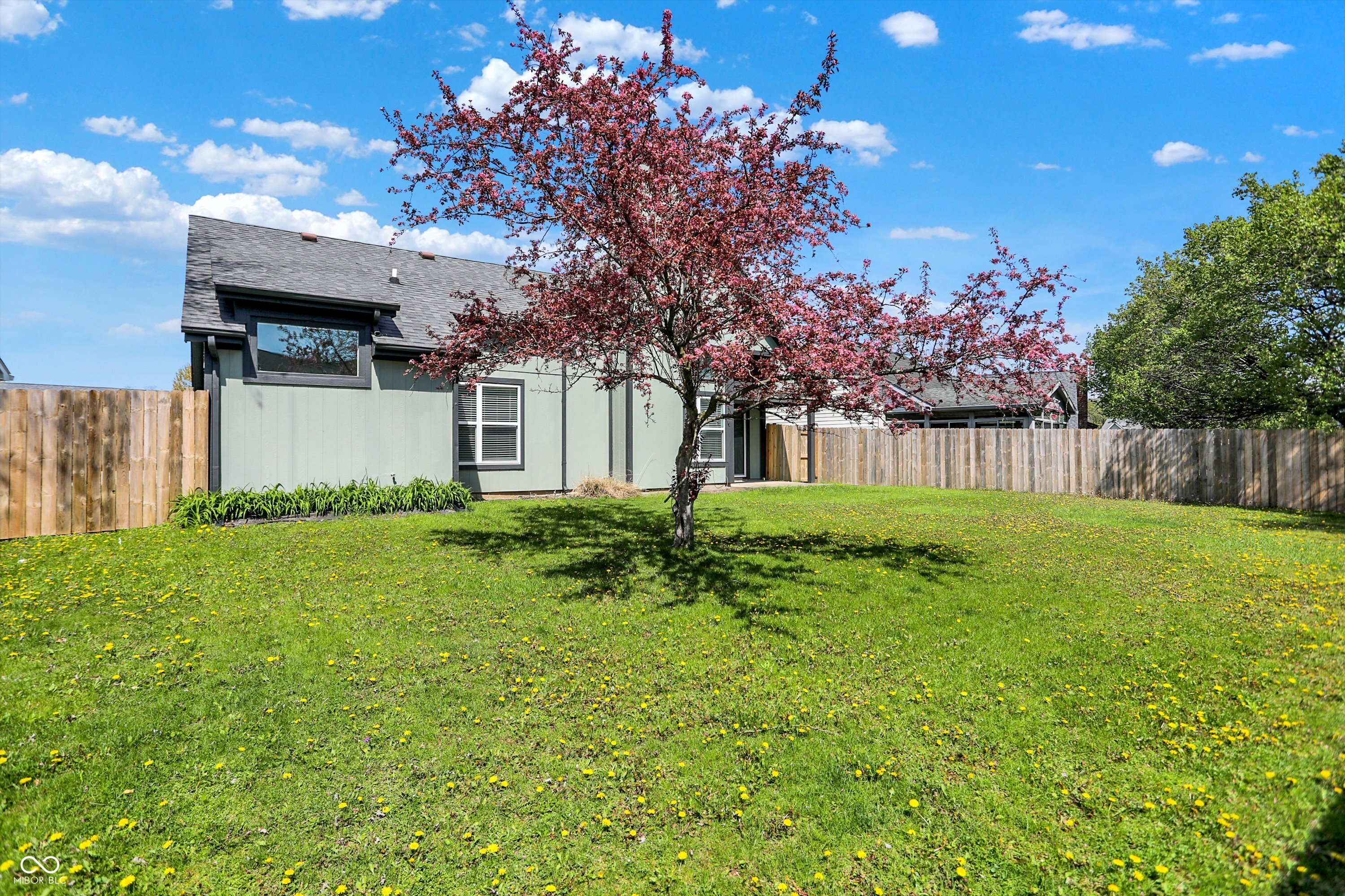 8807 Wintergreen Way