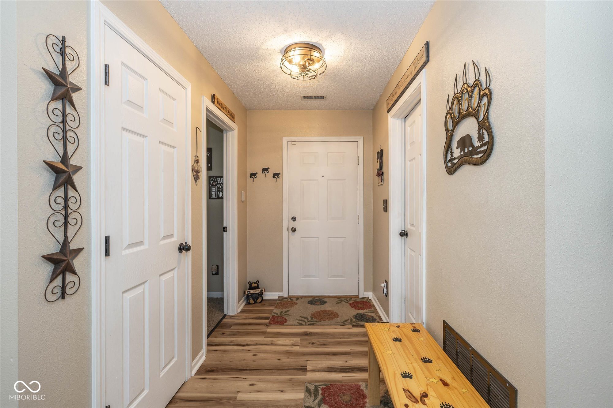 6953 Beargrass Court