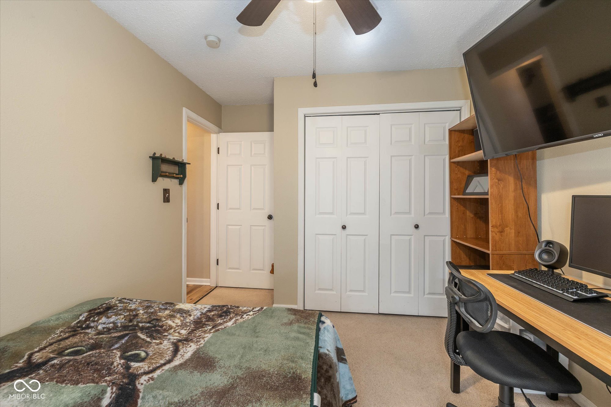 6953 Beargrass Court