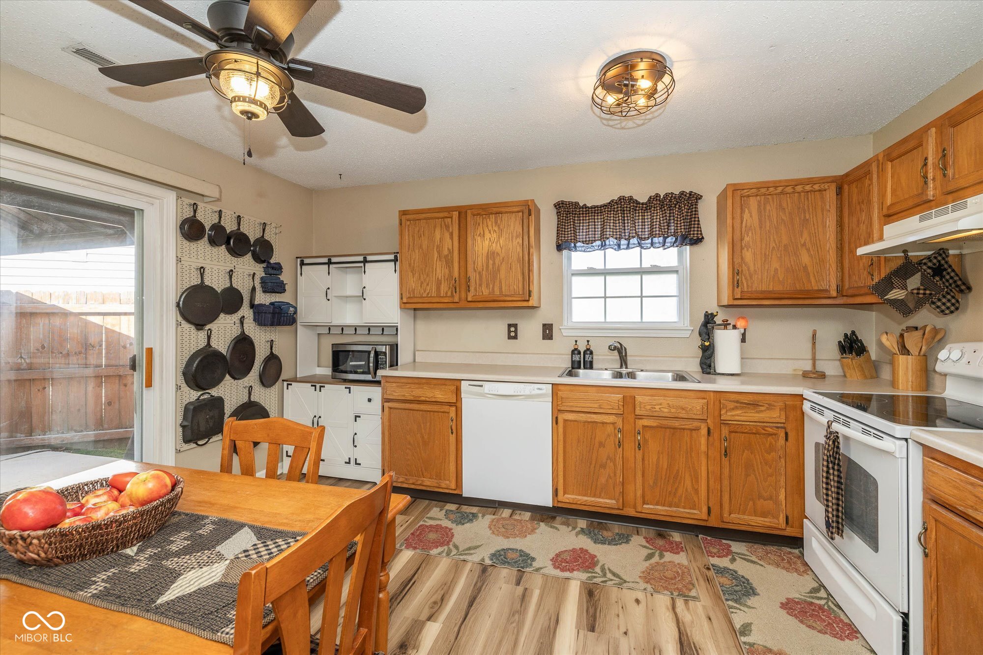 6953 Beargrass Court