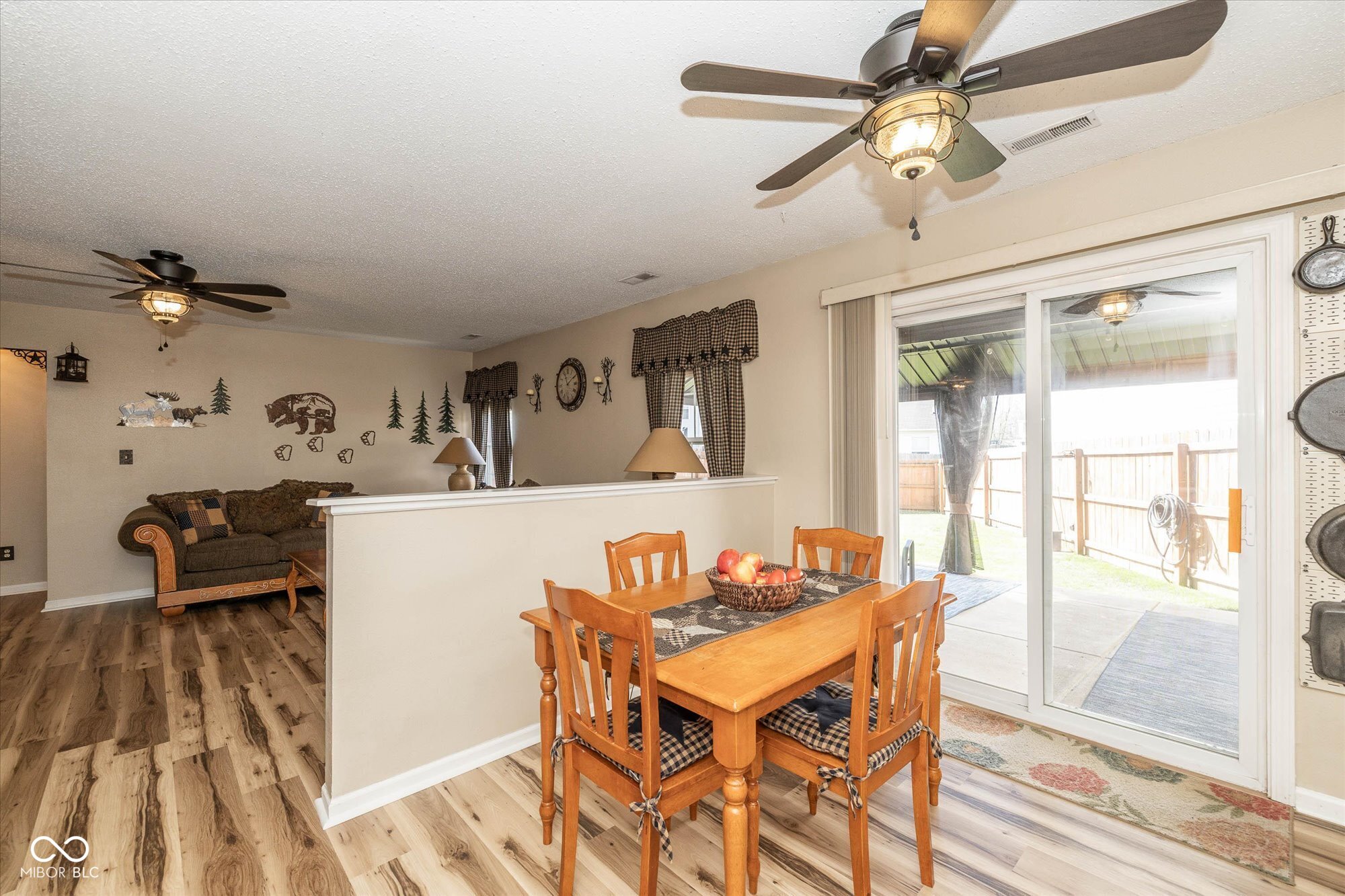 6953 Beargrass Court