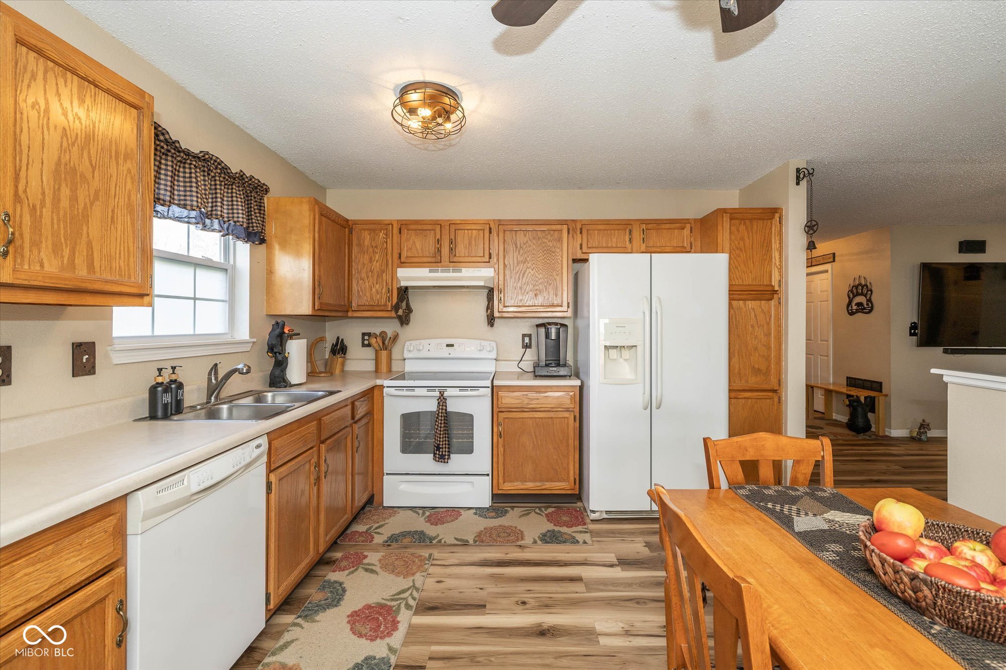 6953 Beargrass Court