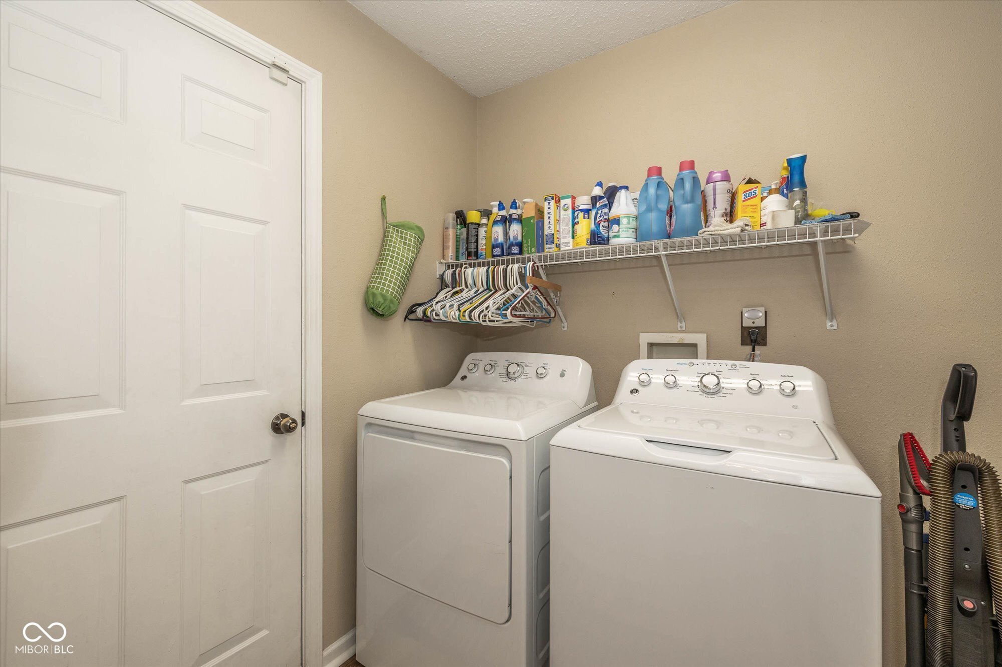 6953 Beargrass Court