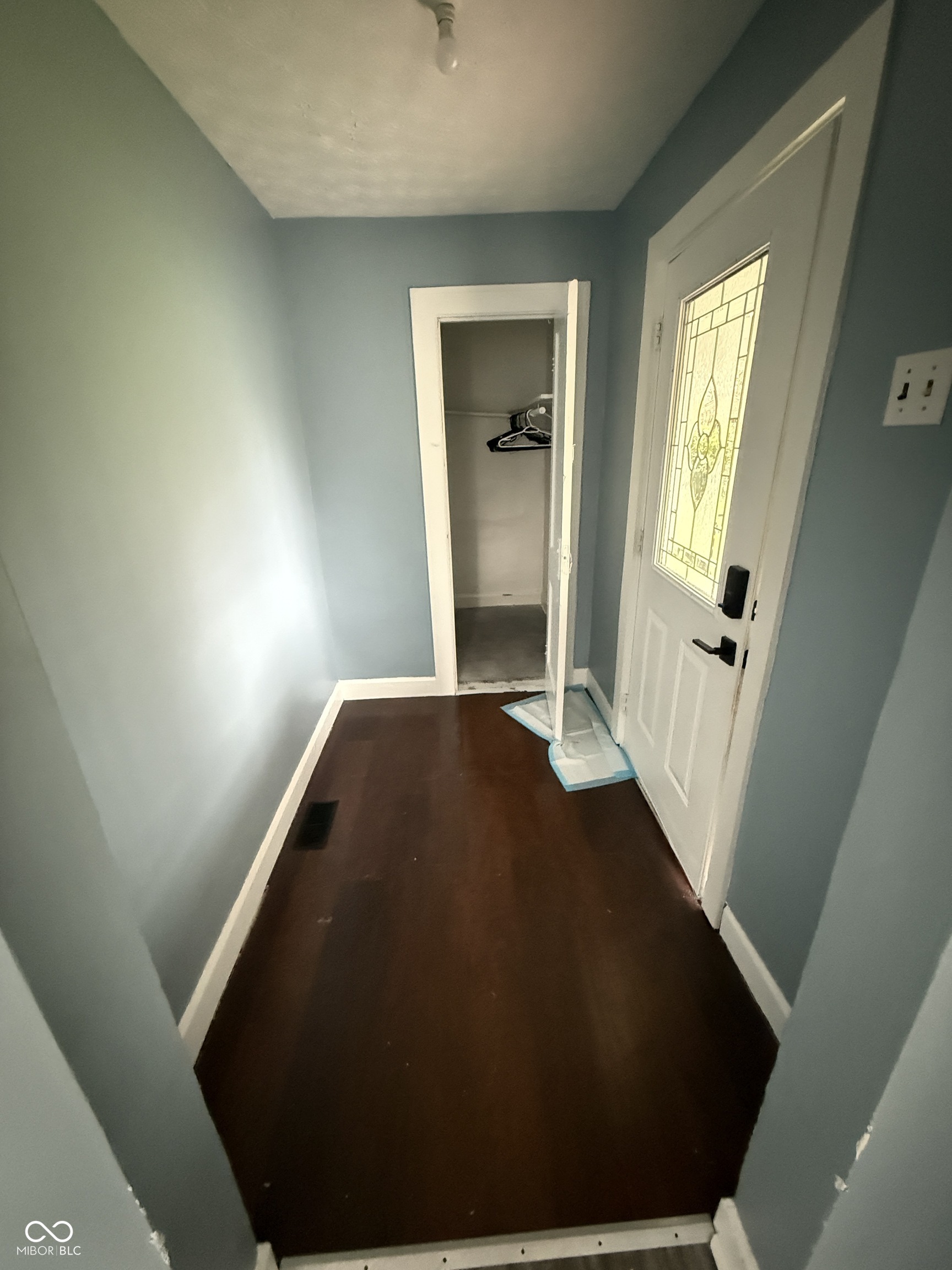 2124 W 64th Street