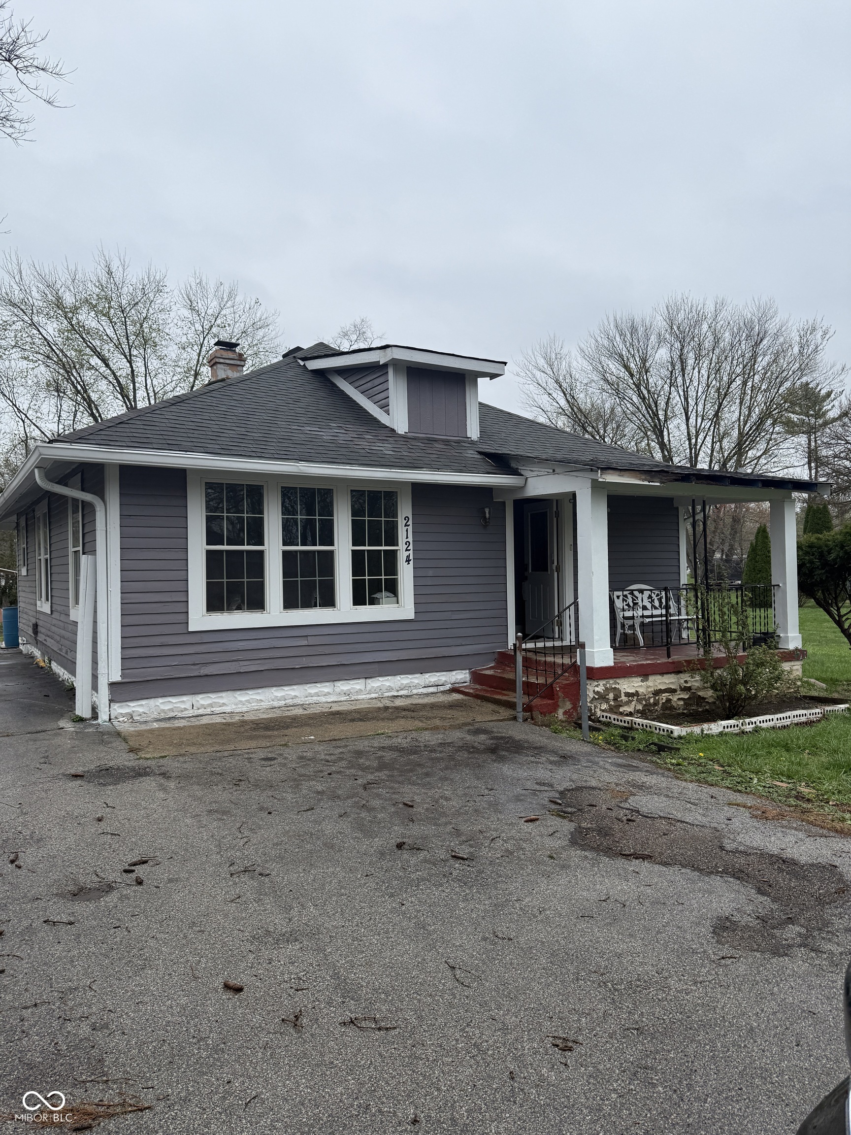 2124 W 64th Street