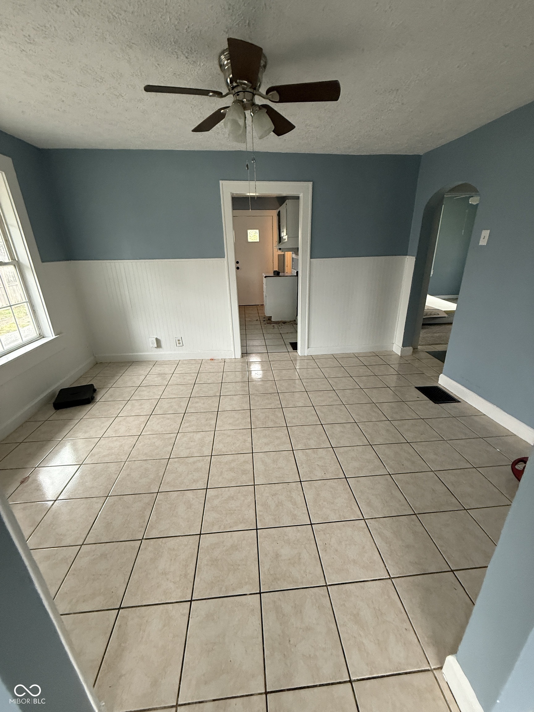 2124 W 64th Street