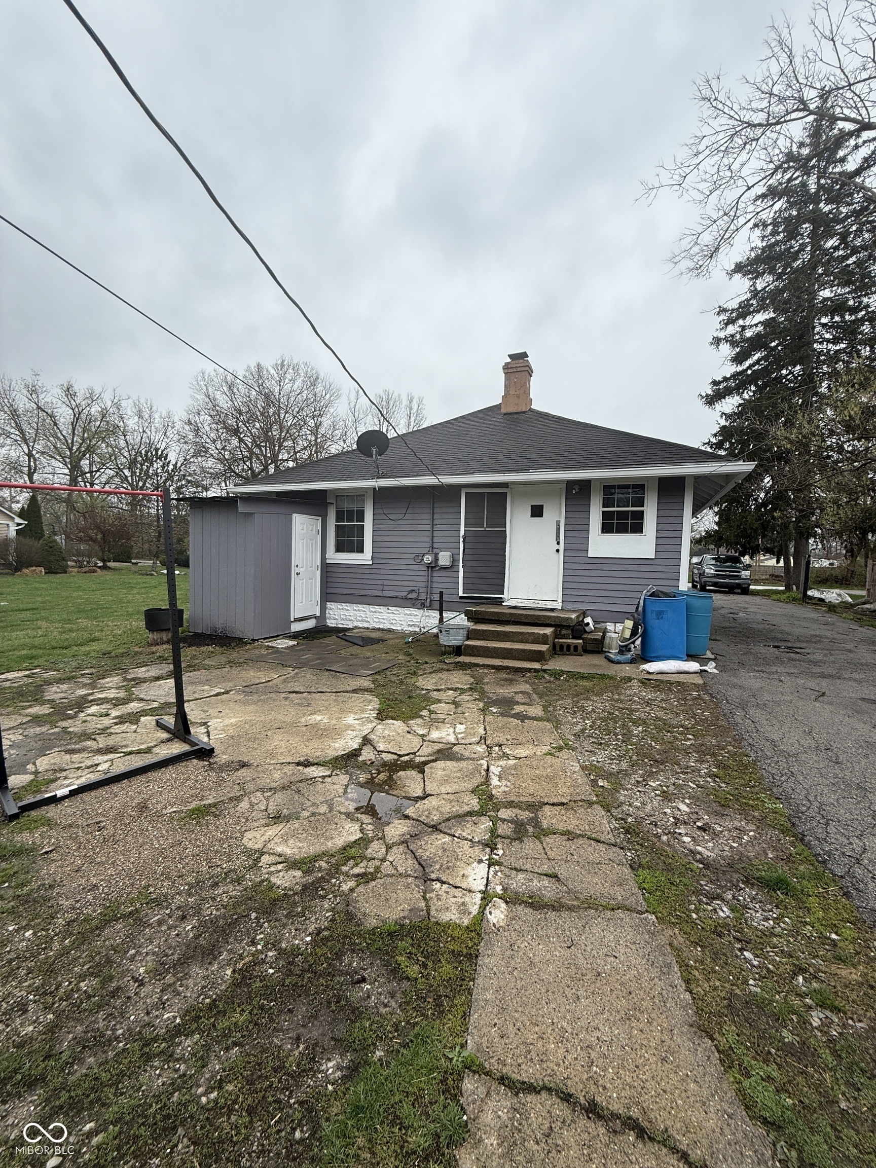 2124 W 64th Street