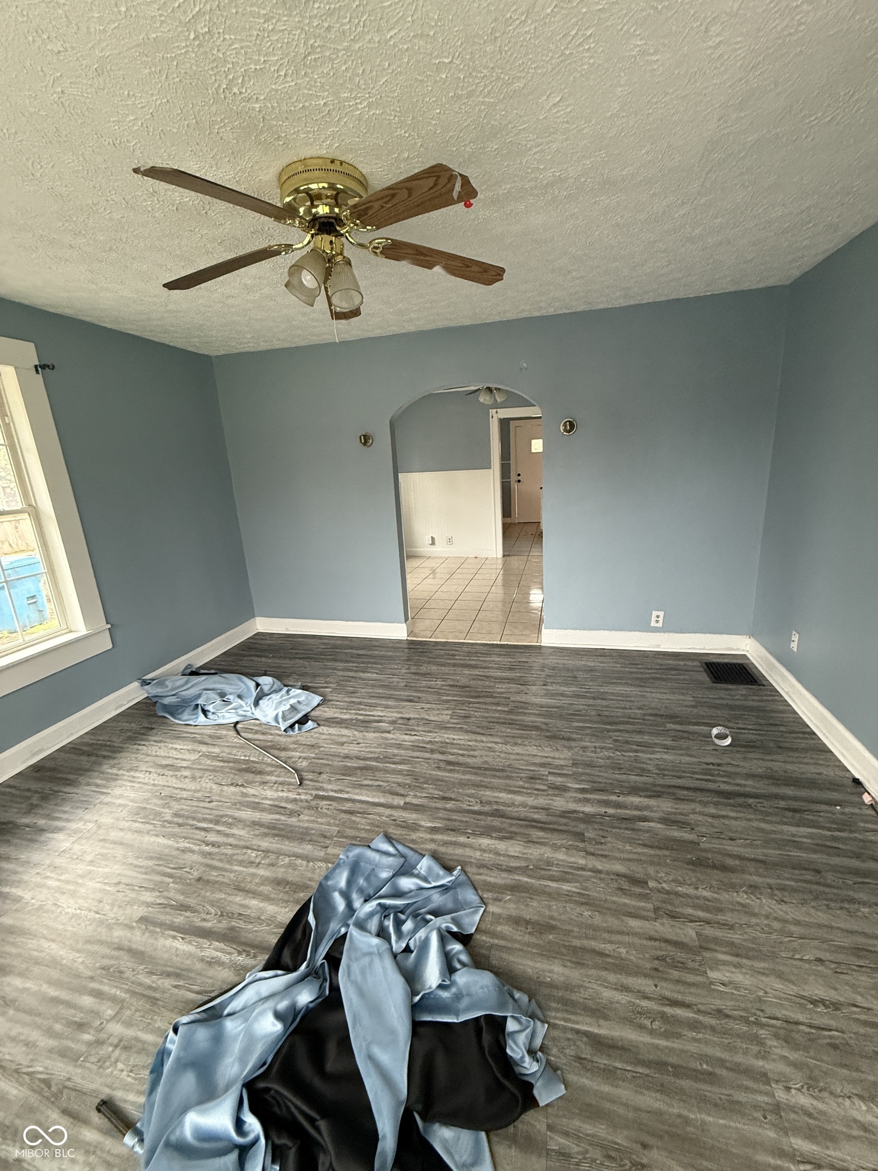 2124 W 64th Street