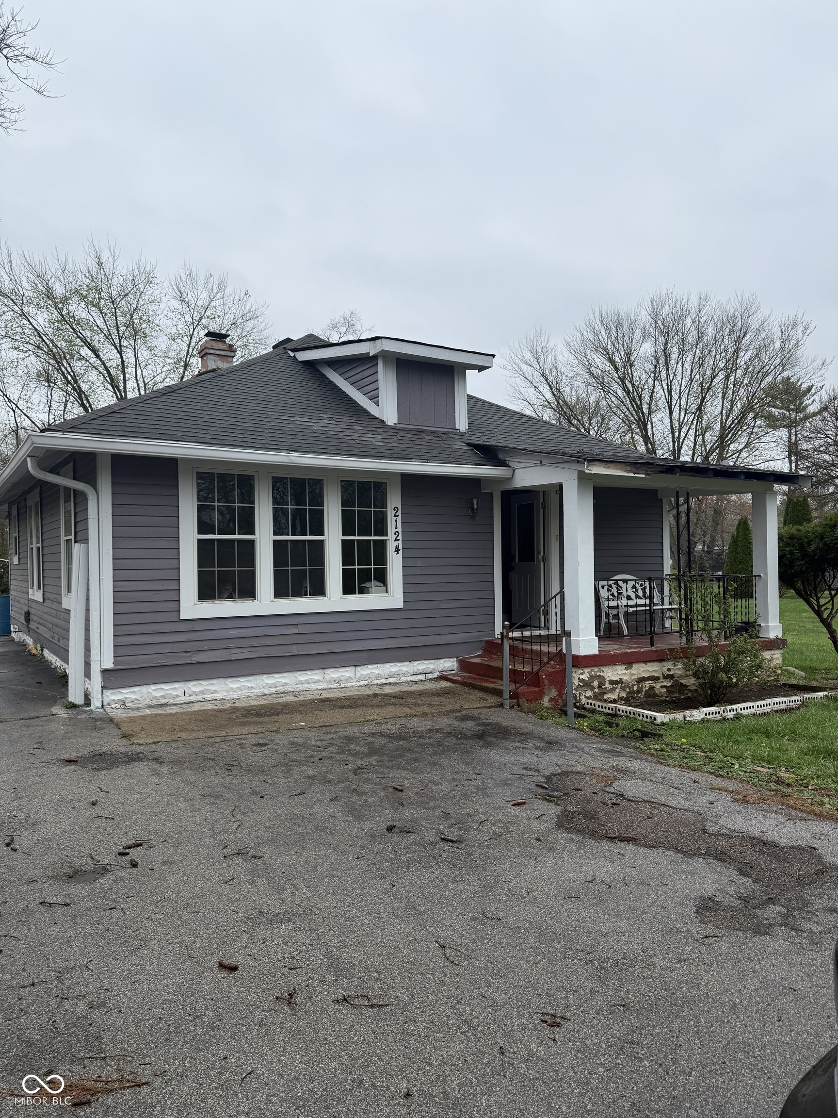 2124 W 64th Street